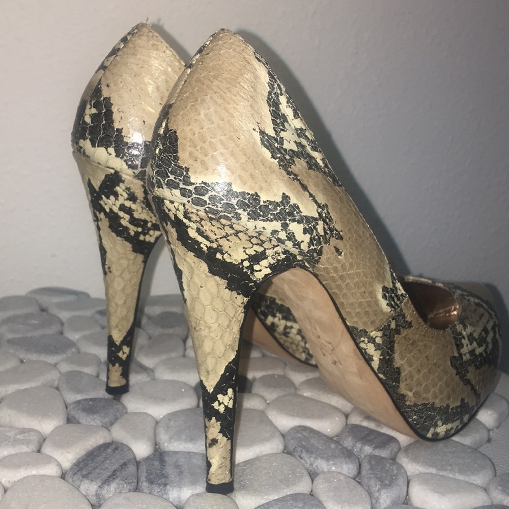 Dolce Vita Tan & Black Snakeskin Heels - Picture 5 of 6